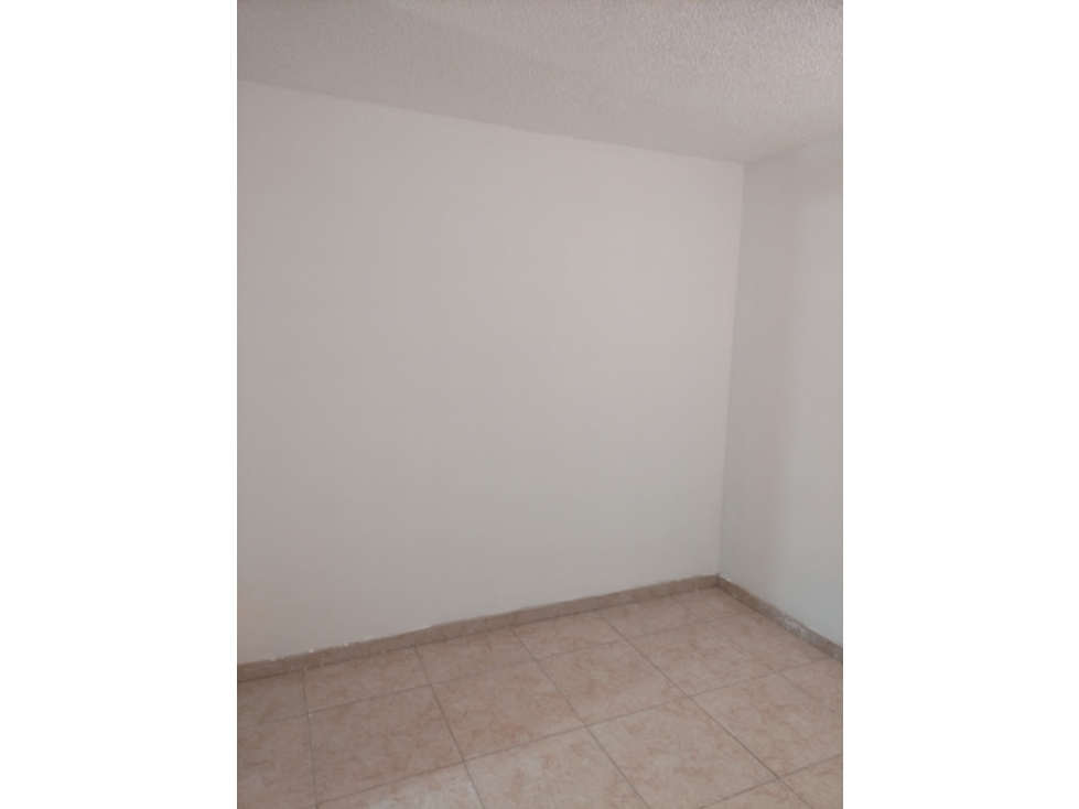 VENTA APARTAMENTO EN MOMPOS MAIPORE SOACHA REMODELADO — foto 4