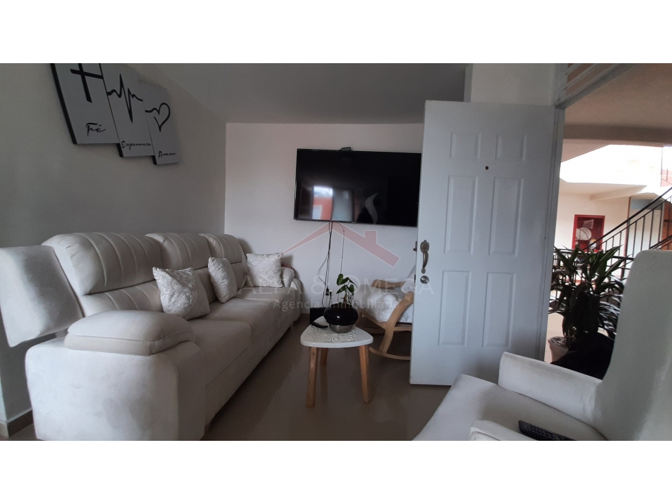 Venta de apartamento con balcón en conjunto Veracruz Ibagué — foto 4