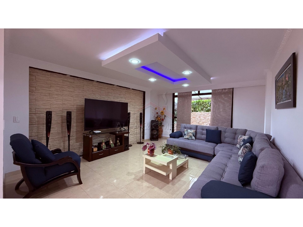 Venta de casa amplia en conjunto cerrado - Barrio La Campiña, Ibagué - 3