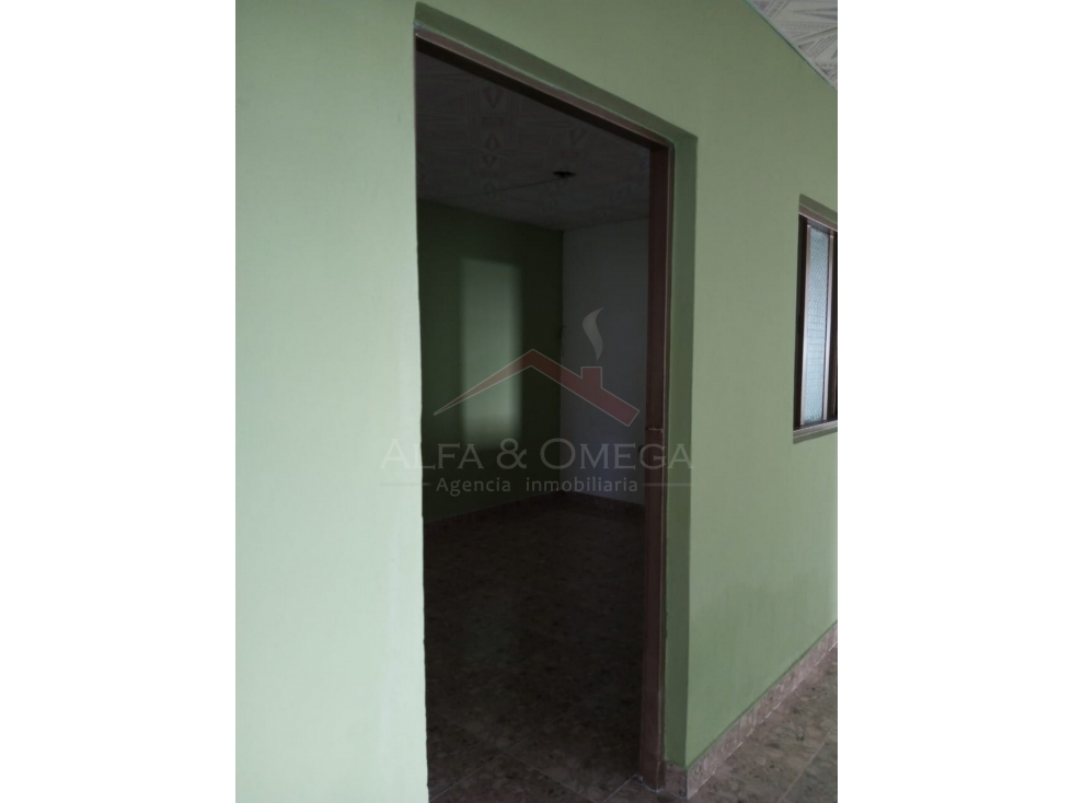 Venta de casa amplia en barrio Belén con patio Cúcuta — foto 4