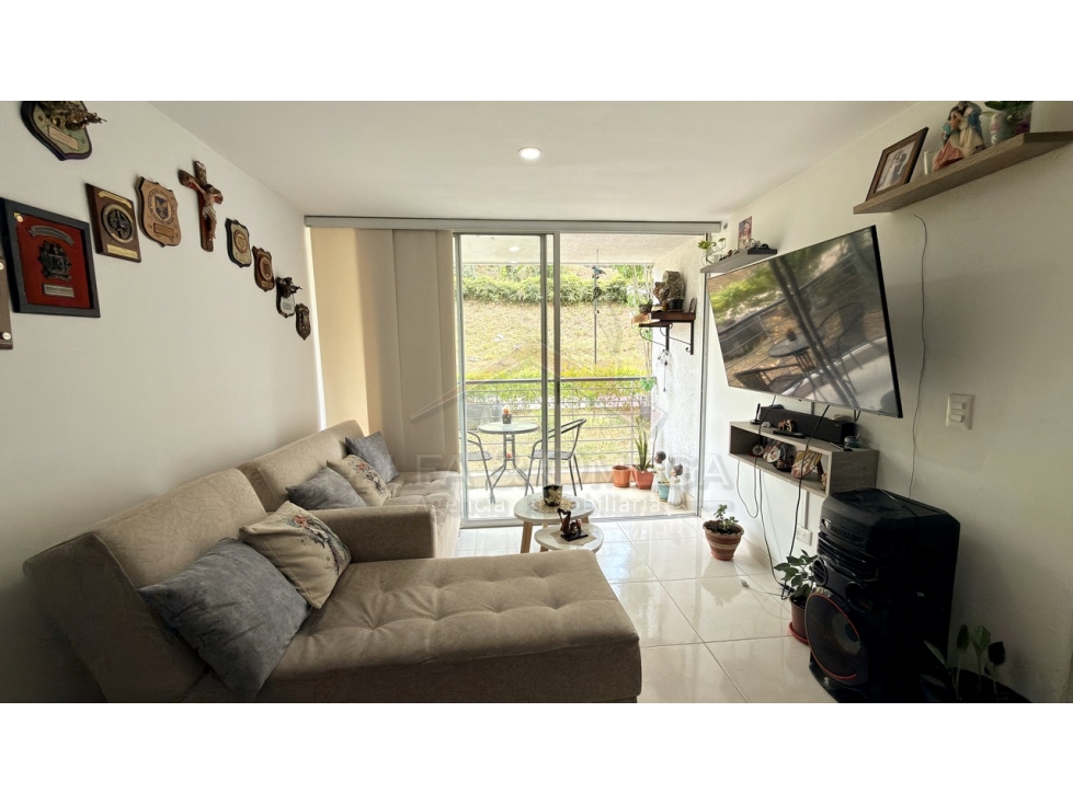Venta de Apartamento en Altos del Berlín Ibagué - 2