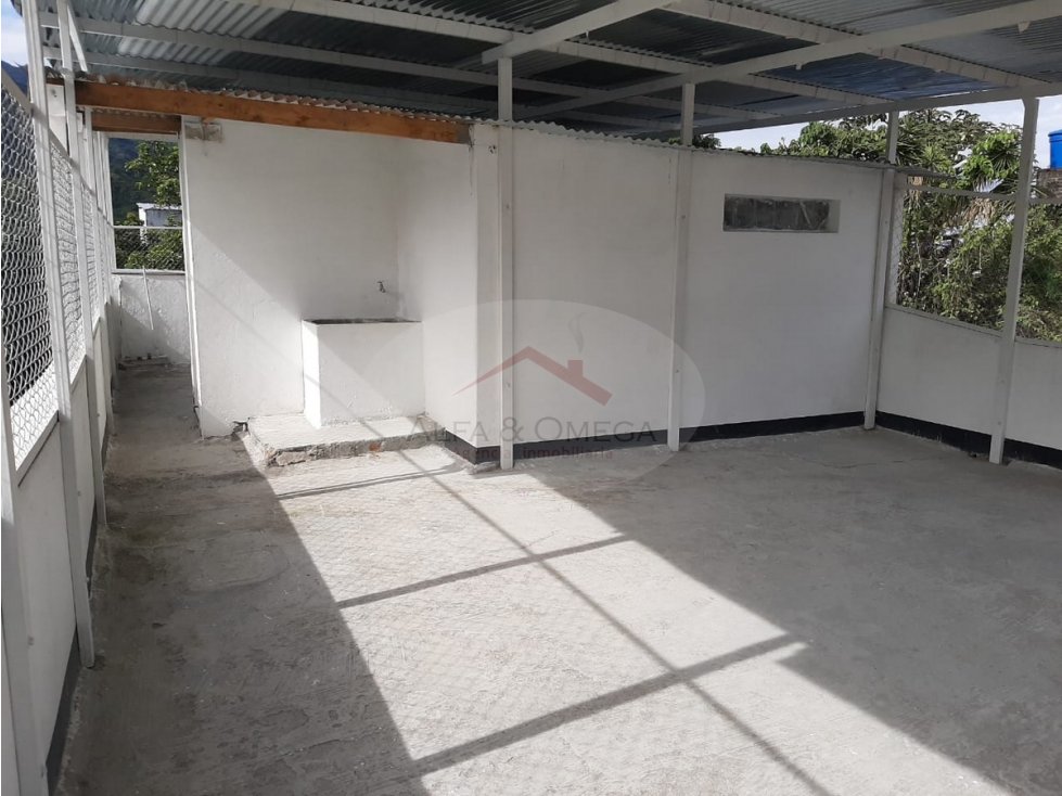 Venta de Casa Amplia en el Centro con Terraza Ibagué — foto 2