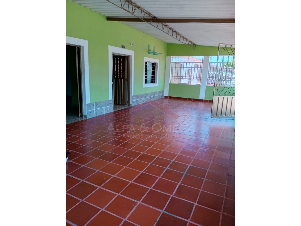 Venta de casa amplia en barrio Belén con patio Cúcuta