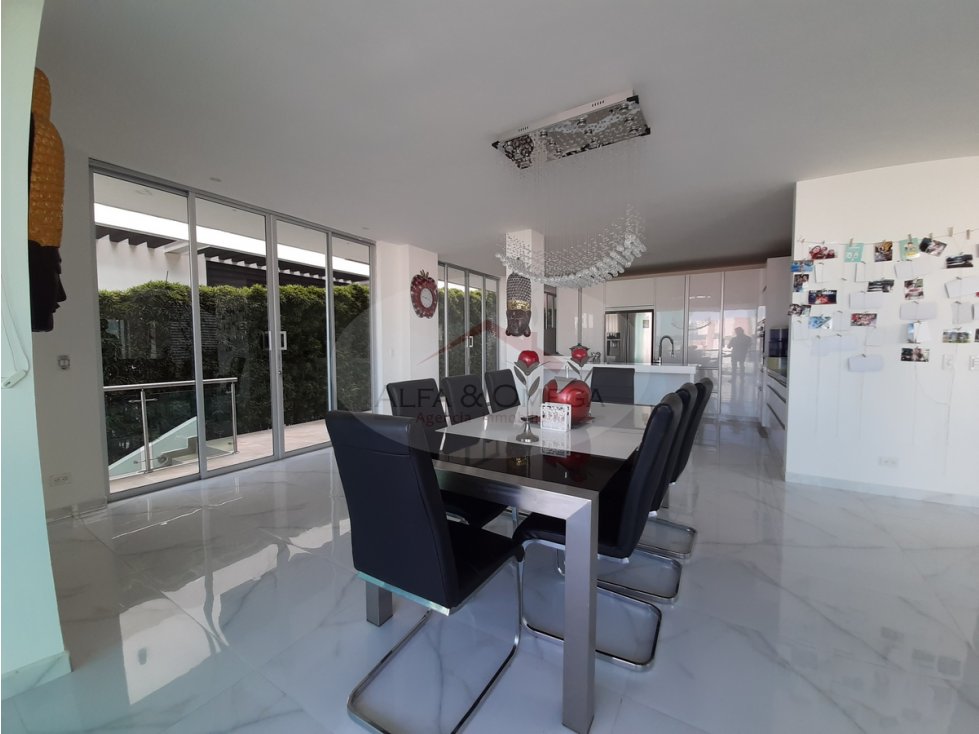 Venta de Casa Exclusiva con Piscina en El Vergel Ibagué - 5