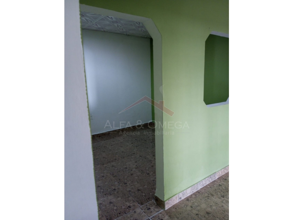 Venta de casa amplia en barrio Belén con patio Cúcuta — foto 5