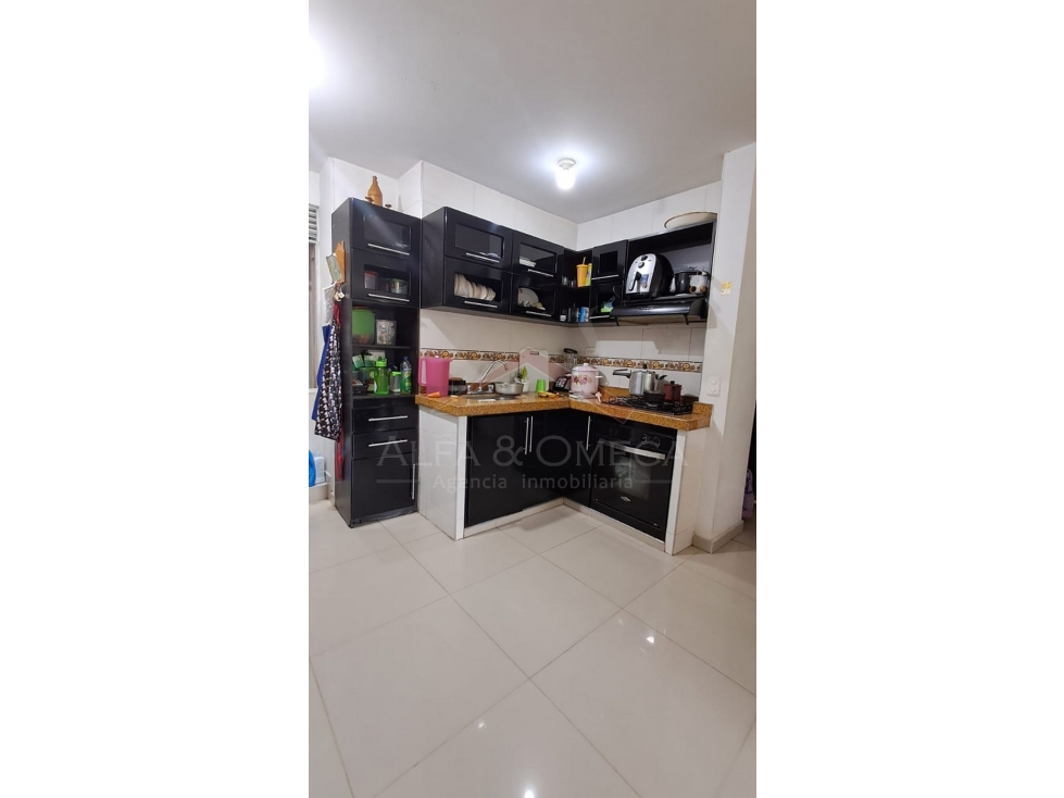 Venta Edificio con Rentas en El Jordán 8 Etapa Ibagué - 3