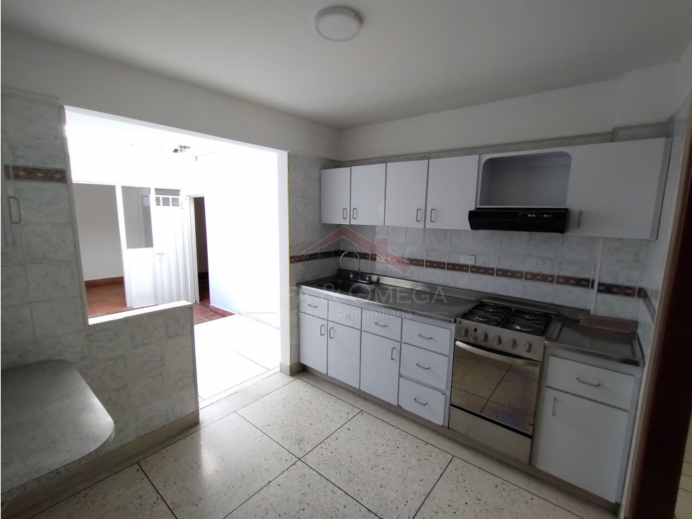Venta de casa de 2 pisos en conjunto cerrado La Riviera Cúcuta - 6