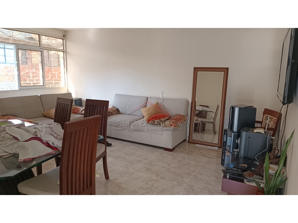 Venta Casa Esquinera con Rentas en Belalcázar Ibagué — foto 2
