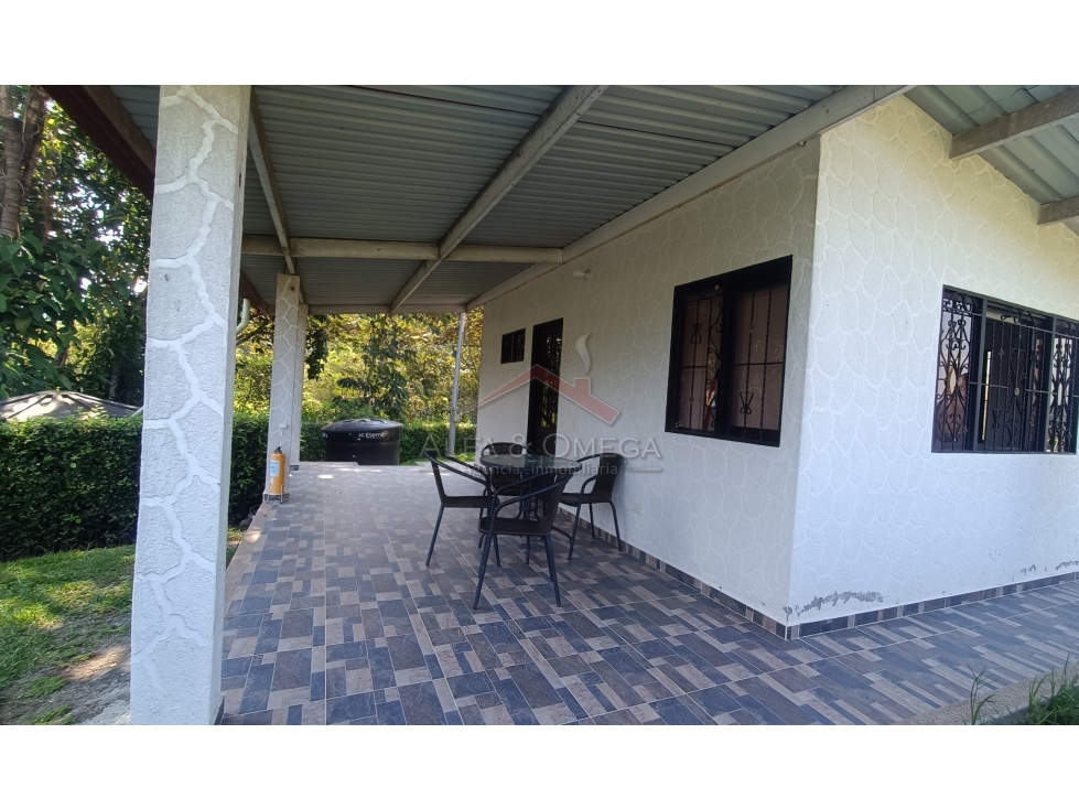 Venta de finca turística con cabañas y piscina Ibagué - 4