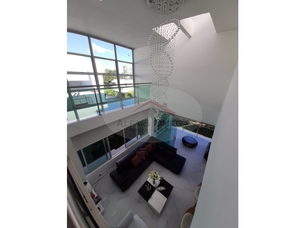 Venta de Casa Exclusiva con Piscina en El Vergel Ibagué - 4
