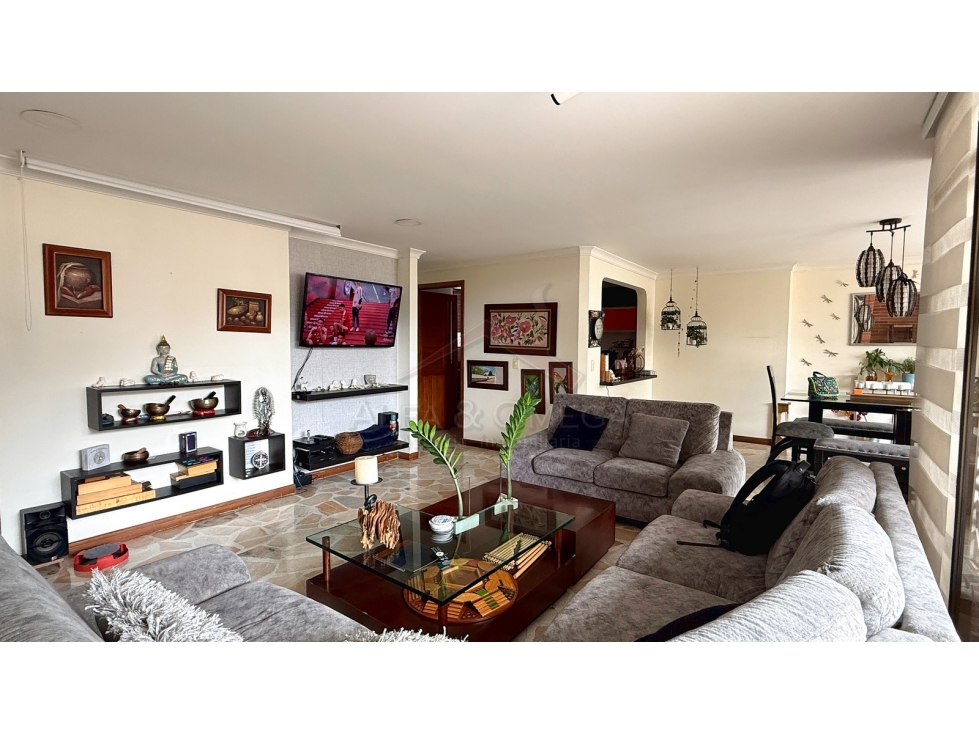 Venta de Apartamento Dúplex en La Pola con Ascensor Ibagué — foto 2