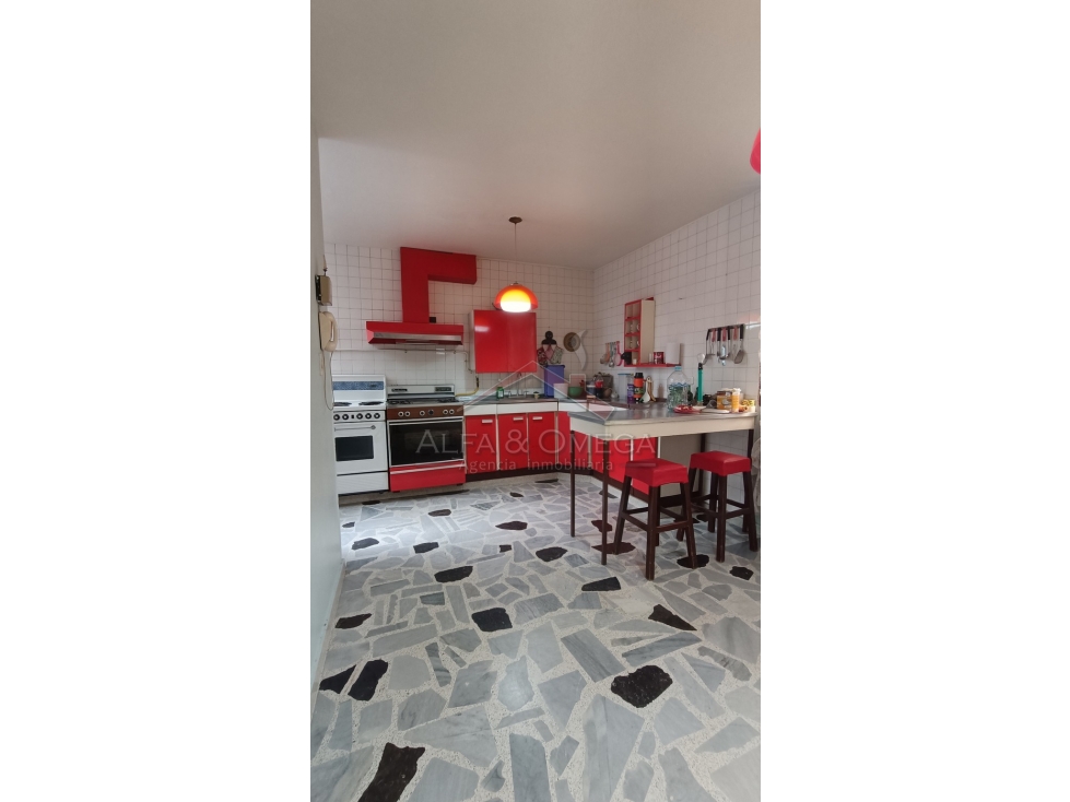 Venta Casa con Renta en Belén, Amplia y Central Ibagué