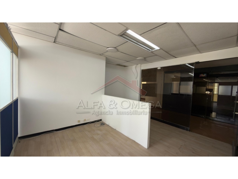  Venta de Oficina Centro Comercial Combeima - Ibagué - 3