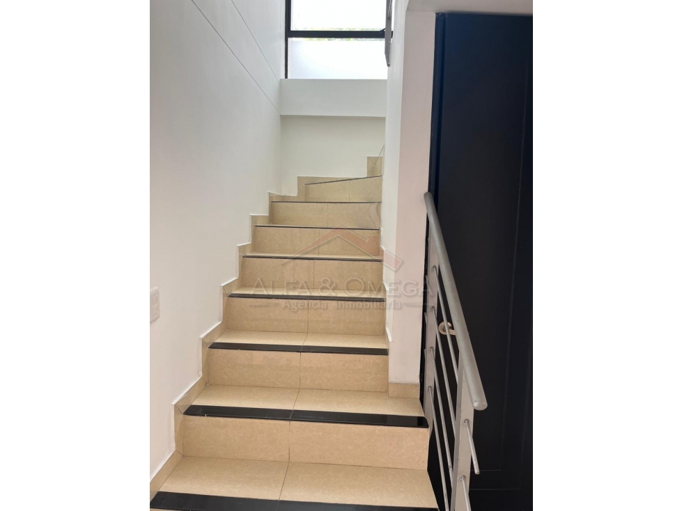 Venta de Casa de 3 Pisos en El Vergel Ibagué - 6