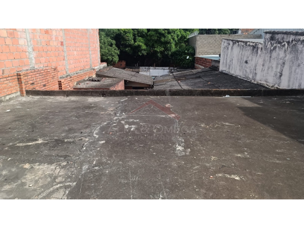 Venta de casa lote ideal para construir en barrio San Luis Cúcuta - 2