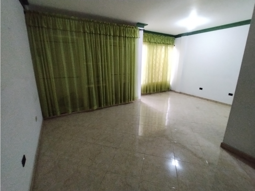 CASA EN VENTA PALMIRA BARRIO ALICANTO - 2