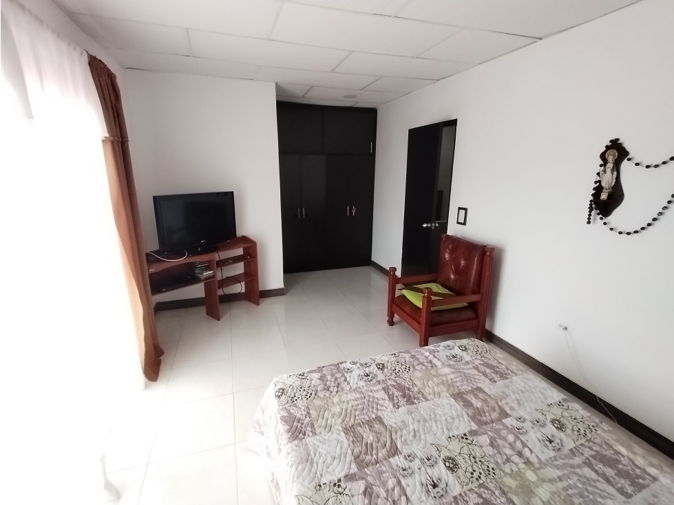 CASA EN VENTA EN PAMIRA BARRIO CAMPOS DE LA ITALIA ESQUINERA — foto 6