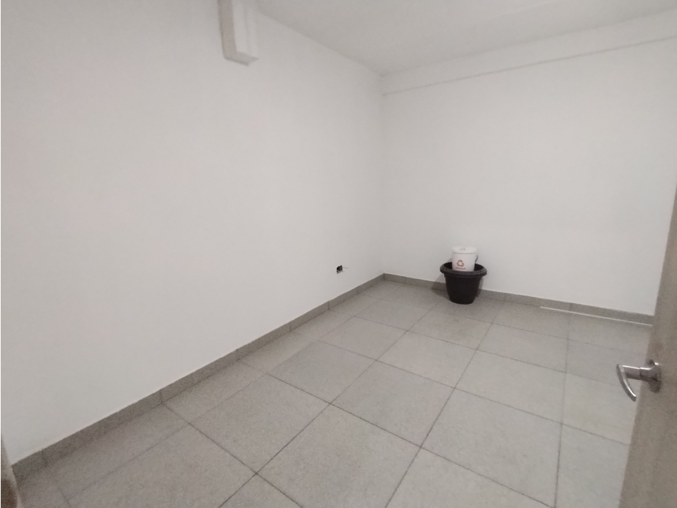 LOCAL EN ALQUILER EN PLAMIRA PARA CONSULTORIOS U OFICINAS IPS CENTRO - 5
