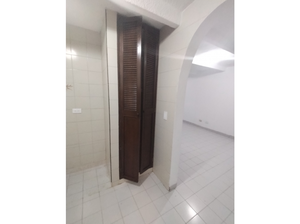 CASA EN ALQUILER EN BOSQUES DE MORELIA FRENTE A ZONA VERDE - 4
