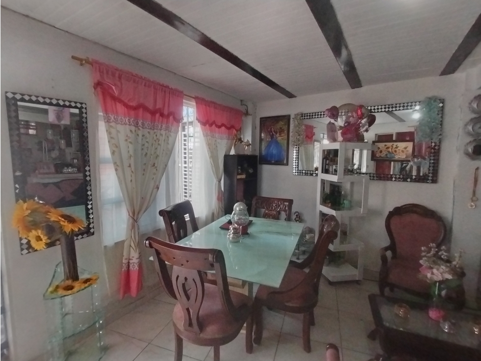 CASA ESQUINERA EN VENTA EN PALMIRA BARRIO ALAMEDA - 2