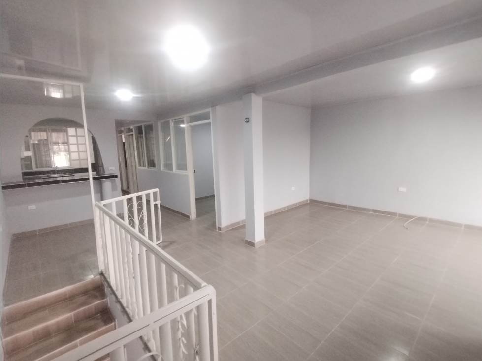 CASA EN VENTA EN PALMIRA LAS PALMERAS BIFAMILIAR
