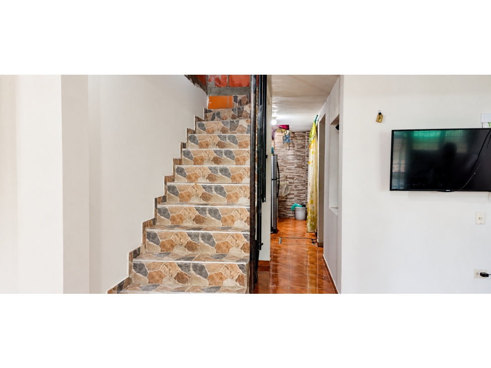CASA EN VENTA EN MOLINOS DE COMFANDI PALMIRA — foto 2