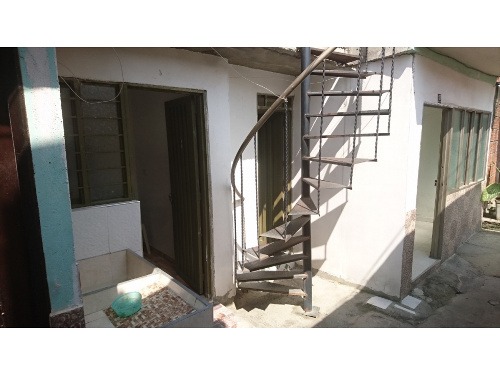 VENDO CASA 9 RENTAS INDEPENDIENTES ACTIVAS, POTENCIAL DE DESARROLLO — foto 4