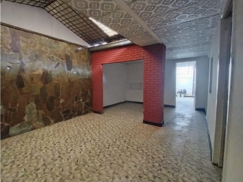 CASA CON LOCAL COMERCIAL EN VENTA PALMIRA, BARRIO NUEVO CENTRO