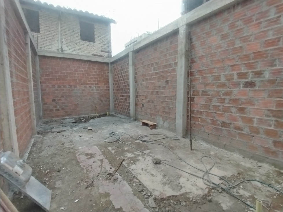 PROPIEDAD COMERCIAL EN VENTA 4 LOCALES COMERCIALES EN EL CENTRO — foto 4
