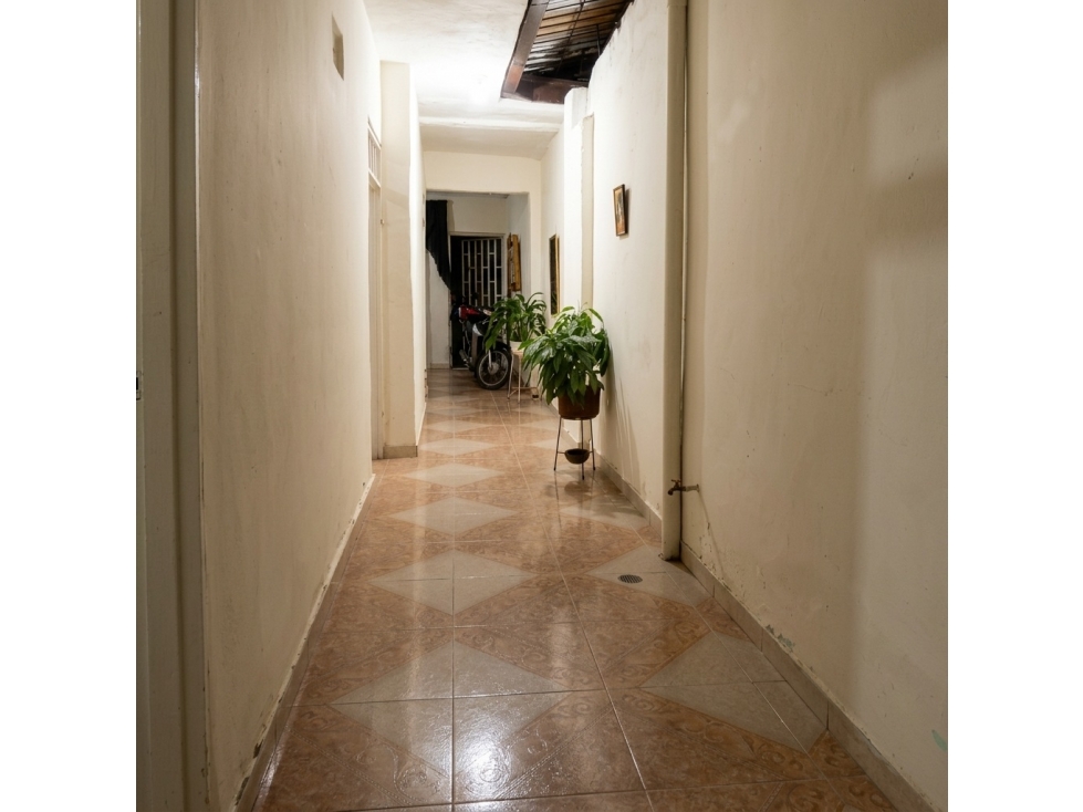 CASA ESQUINERA EN VENTA EN PALMIRA BARRIO LA EMILIA