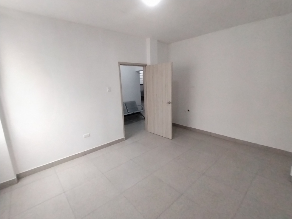 LOCAL EN ALQUILER EN PLAMIRA PARA CONSULTORIOS U OFICINAS IPS CENTRO - 6