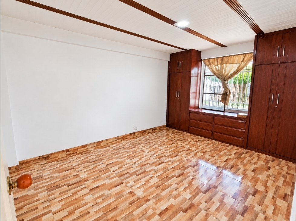 CASA ESQUINERA EN VENTA CON 3 APARTAMENTOS EN ALICANTO, PALMIRA — foto 4