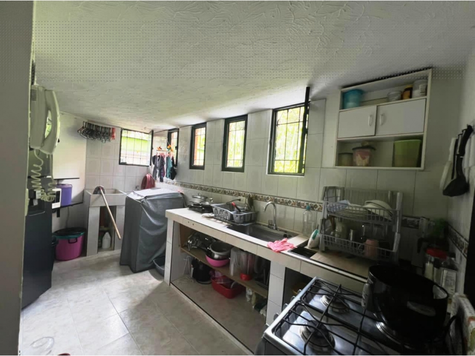 APARTAMENTO VENTA SECTOR ALTOS DE LOS CHORROS, CALI EN CONJUNTO — foto 4