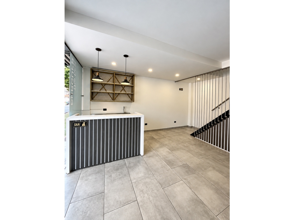 LOCAL COMERCIAL DE DOS NIVELES EN VENTA EN PALMIRA BARRIO ALAMEDA - 2