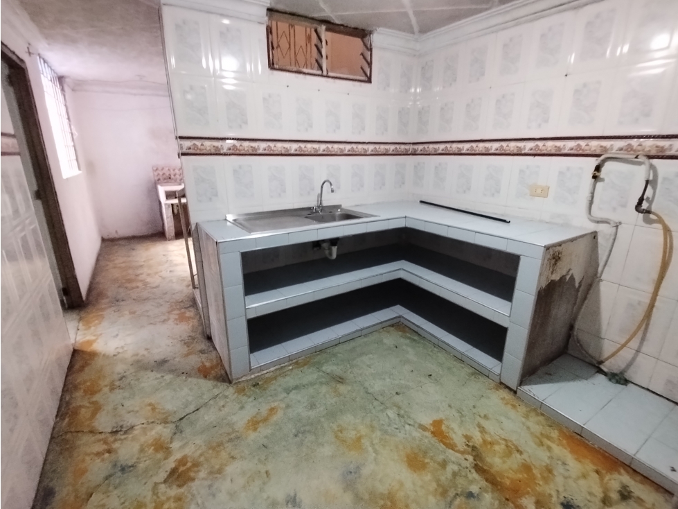 CASA EN VENTA PALMIRA 3 APARTAMENTOS SECTOR MARIA CANO — foto 2