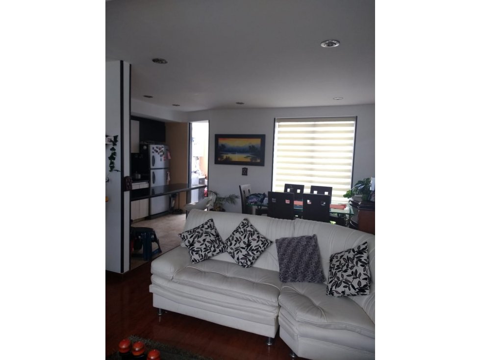 VENTA CASA MOSQUERA CONJ EL DIAMANTE, 155 M2.GARAJES 2 - 2