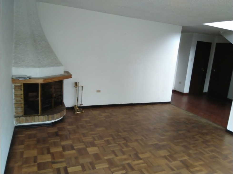 VENDO CASA NIZA NORTE 360 M2, 2 GARAJES, CBS — foto 4