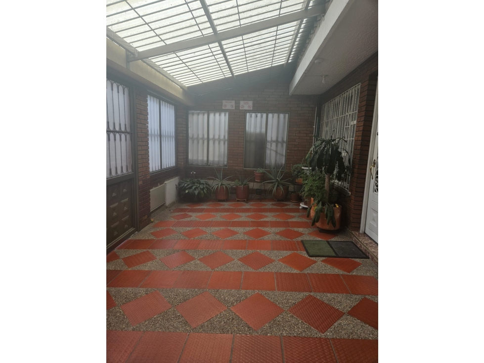 VENTA APARTAMENTO CIUDAD MONTES 96 M2, PISO 2 EXT — foto 2