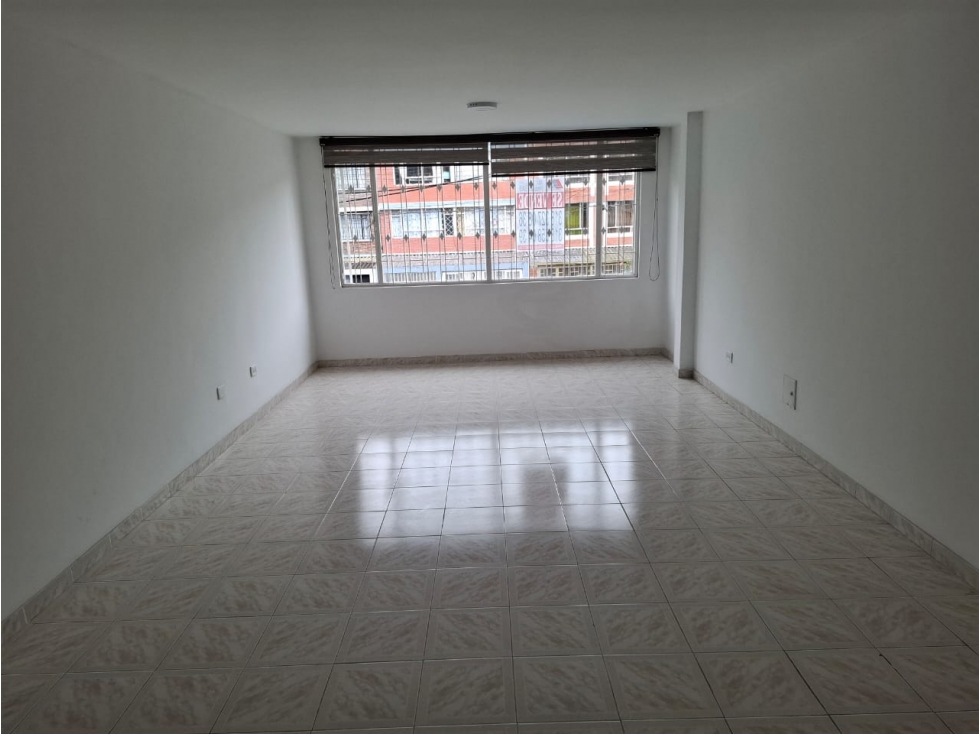 VENTA APARTAMENTO CIUDAD MONTES 96 M2, PISO 2 EXT — foto 4