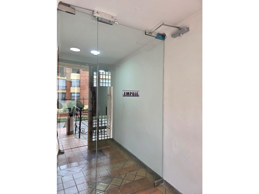 APARTAMENTO EN VENTA LAS VILLAS 87 M2, GARAJE