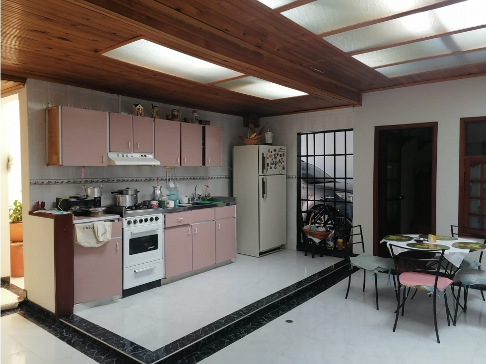 Venta Casa en Bogota El Jazmin , Esquinera,7,50 mts x 18 mts — foto 6