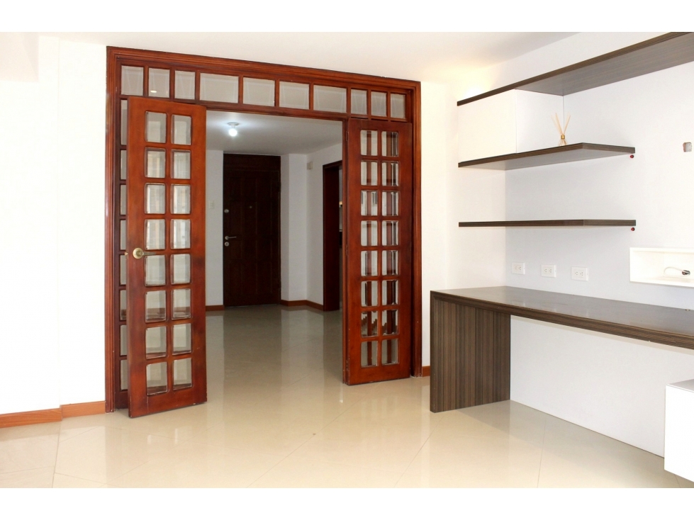 Se vende apartamento 161 m2 Santa Barbara Central Bogotá — foto 2