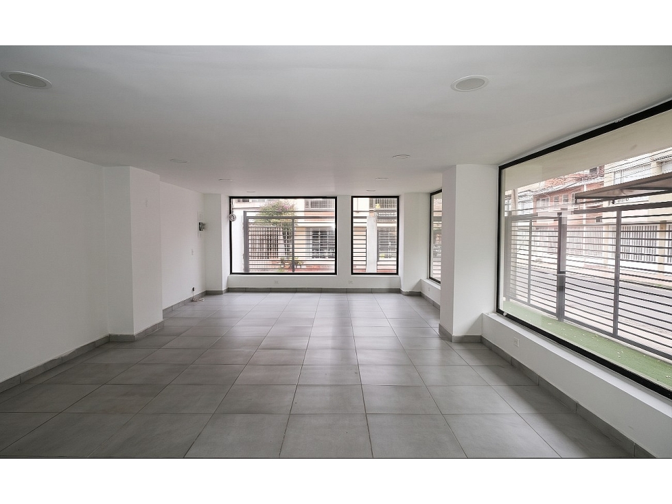 Se arrienda casa 250 m2 Santa Ana Occidental Bogotá — foto 2