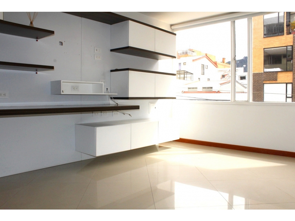 Se vende apartamento 161 m2 Santa Barbara Central Bogotá — foto 3