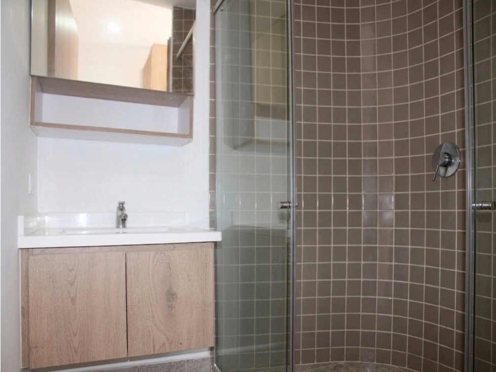 Se arrienda apartaestudio 17 m2 Santa Bárbara, Bogotá — foto 4