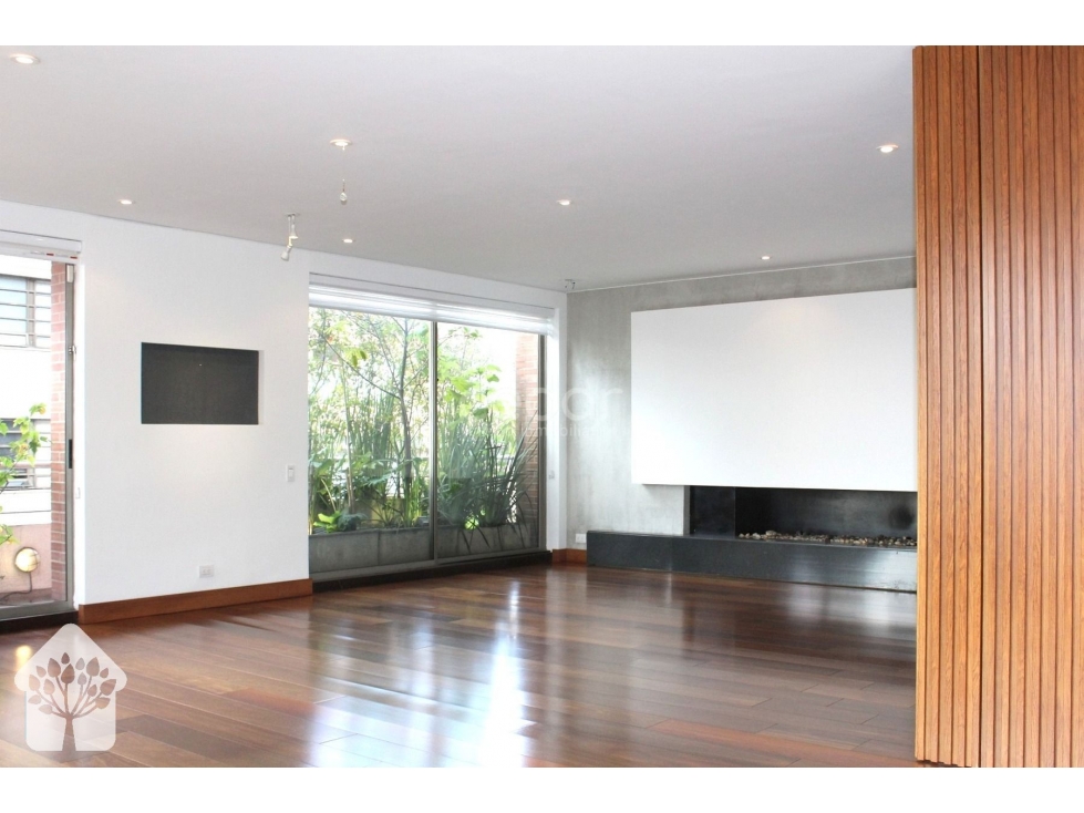 Se vende apartamento en Rosales 288 m2 + balcones y 70 m2 terrazas