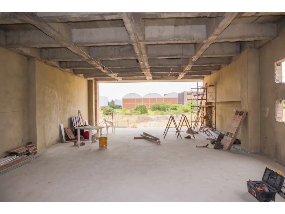 Se vende Bodega 2400 m2 Siberia - Cota - 5