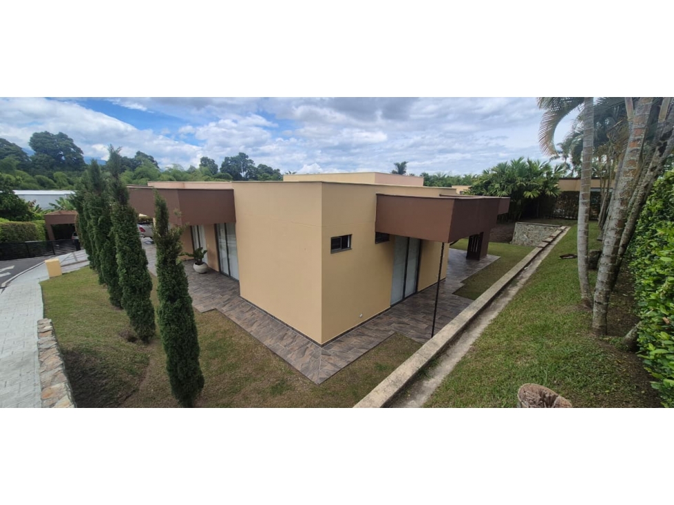 se vende casa campestre via al caimo, armenia Quindio