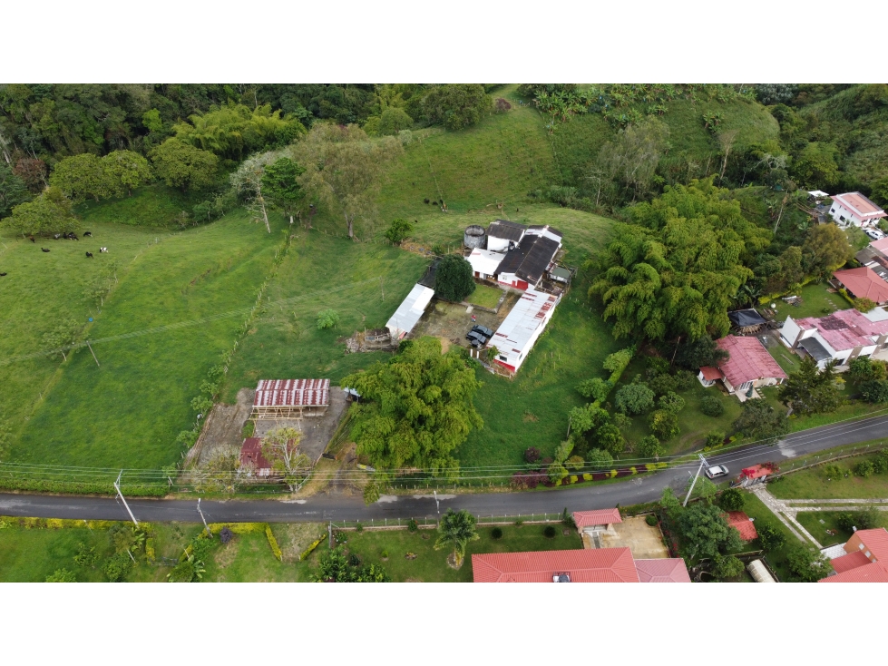Se vende finca en Circasia, Quindío.