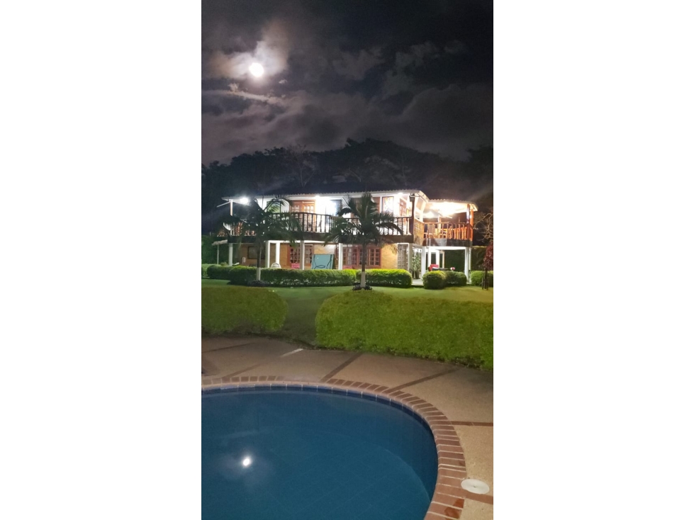 Se vende chalet vía Pueblo Tapao. — foto 3
